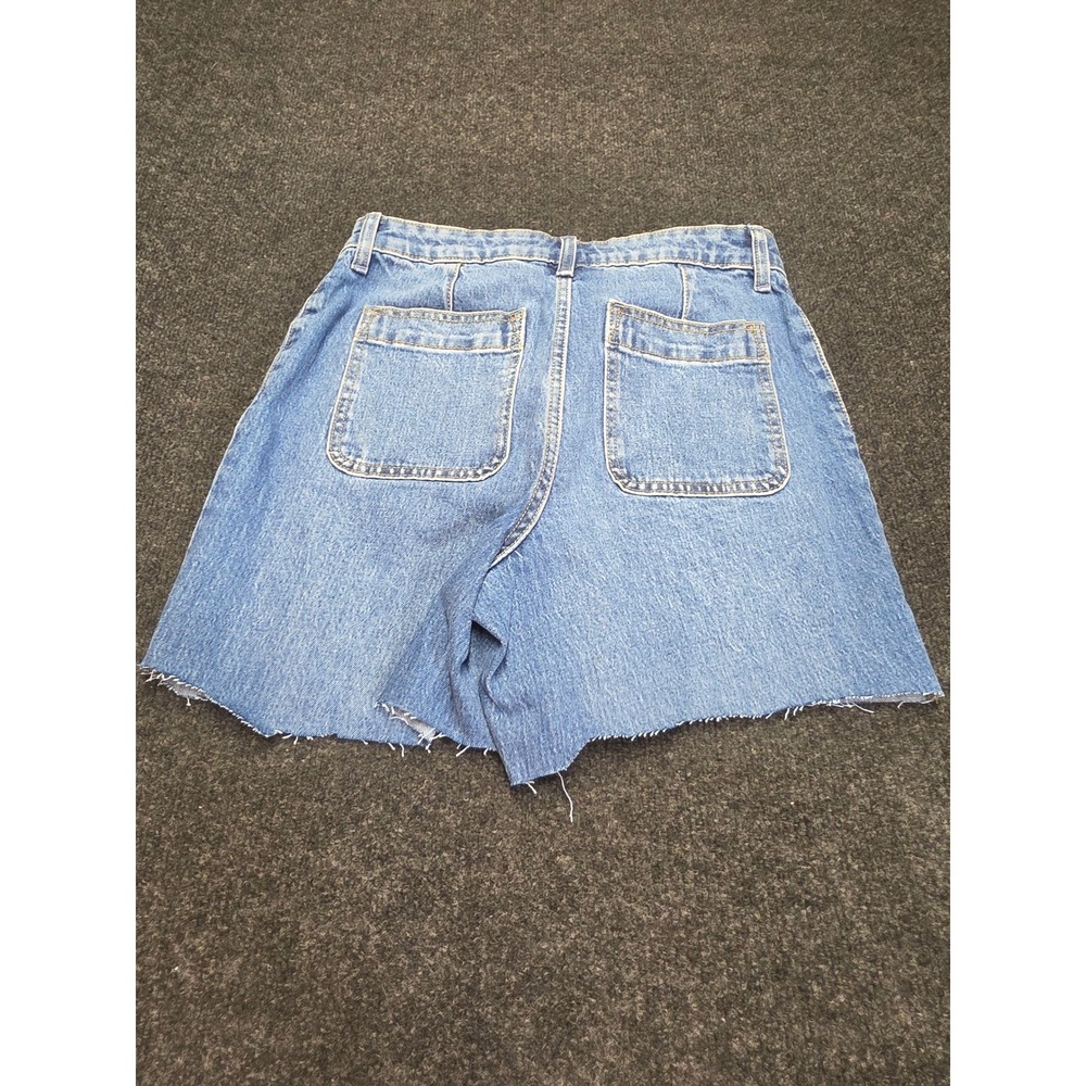 Free Assembly Womens Size 8 Blue Denim Patch Pocket Raw Hem High Rise Shorts - Picture 4 of 4